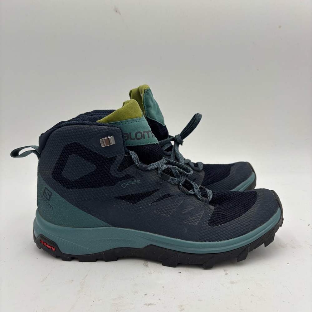 Salomon Women’s 8 Lace Up Outline Mid GTX GoreTex Hiking Boots